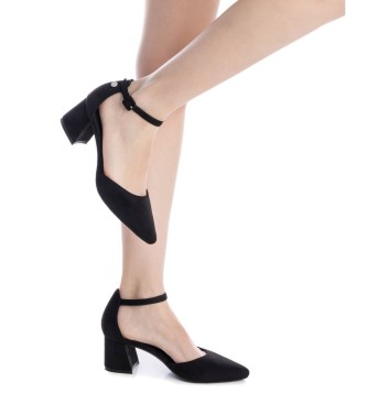 Refresh Black heeled sandals