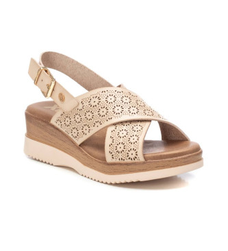 Xti Sandalias 143852 beige