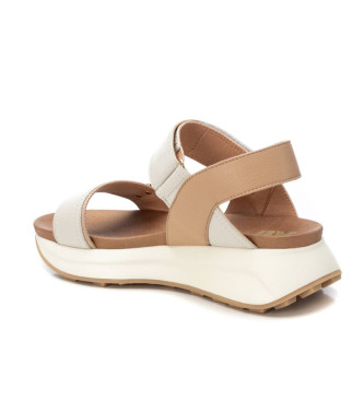 Xti Sandals 143874 beige