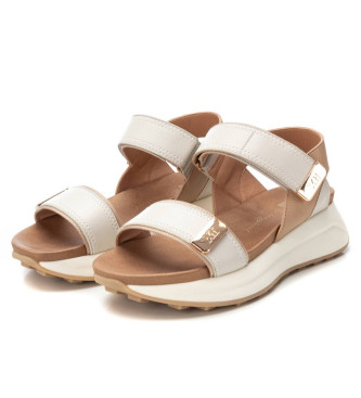 Xti Sandals 143874 beige