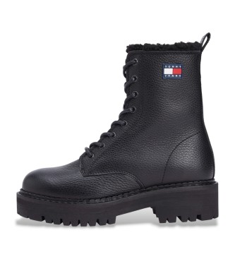 Tommy Jeans Urbani usnjeni gležnjarji črne barve