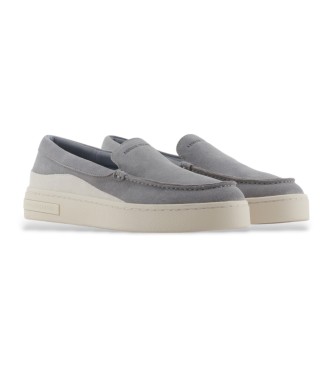 Armani Exchange Chaussures en cuir gris sans lacets  