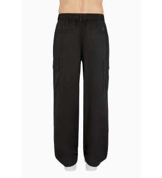 Armani Exchange Czarne spodnie cargo