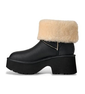 UGG Classic Esmee Leather Boots black