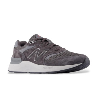 New Balance Trainers Fresh Foam Walking 880 v7 grey