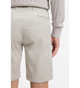 BOSS Beige shorts i slim fit