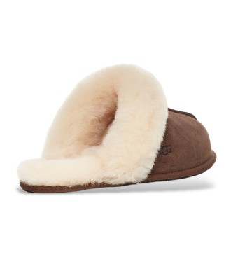 UGG Chaussons en cuir Scuffette II marron
