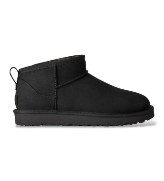 UGG Classic Ultra Mini Nubuck Stiefeletten aus Fell schwarz