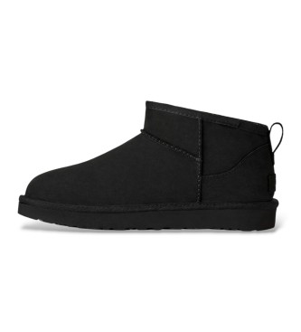 UGG Classic Ultra Mini Nubuck Stiefeletten aus Fell schwarz