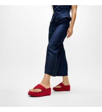 Fitflop Sandálias de plataforma com salto em cunha e tira entre os dedos, vermelhas