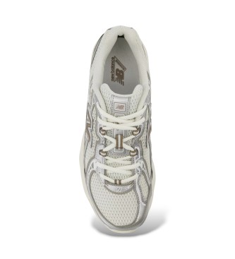 New Balance Baskets 740 blanc cassé