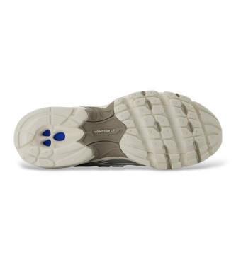New Balance Baskets 740 blanc cassé