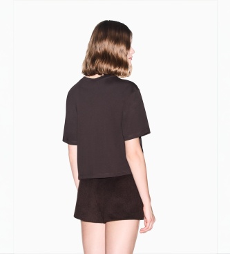A|X Armani Exchange Camiseta cropped marrón