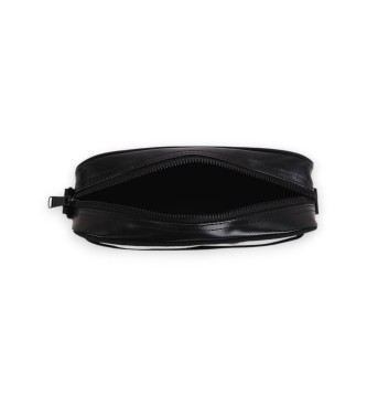 Fred Perry Classic crossbody bag in a bolder black tone