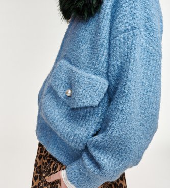 Essentiel Antwerp Strickjacke mit Kunstfell Kanada blau