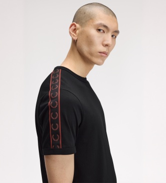 Fred Perry Camiseta Ringer Contrast Tape negra