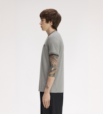 Fred Perry Camiseta Twin Tipped gris