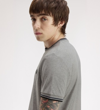 Fred Perry Camiseta Twin Tipped gris