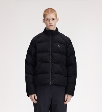 Fred Perry Schwarze gesteppte Jacke mit Raglanärmeln