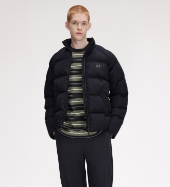 Fred Perry Schwarze gesteppte Jacke mit Raglanärmeln