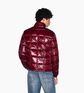 A|X Armani Exchange Glänzende Daunenjacke in Granatrot