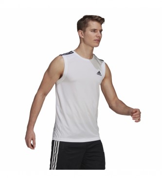 adidas T-shirt bianca con 3 strisce Aeroready progettata per spostare lo sport
