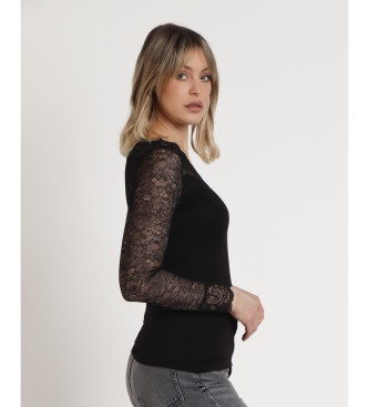 Admas T-shirt a maniche lunghe in pizzo con visiera nera