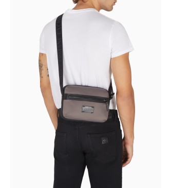A|X Armani Exchange Funktionel skuldertaske brun