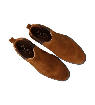 Alpe Couture usnjeni gležnjarji