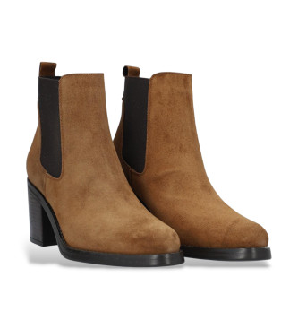 Alpe Bruna Leyna ankelkngor i lder