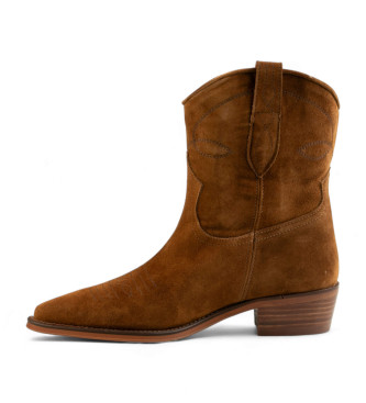 Alpe Brown suede cowboy boots