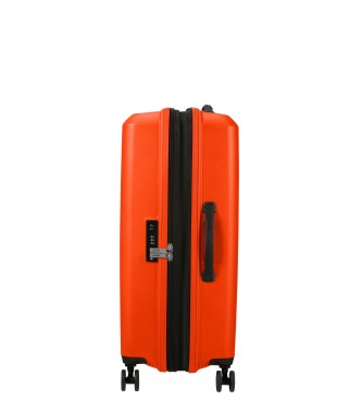 American Tourister Aerostep srednje velik razširljiv kovček s trdim ohišjem do 72,5 L oranžne barve