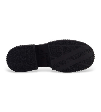 Armani Exchange Botins em pele com logtipo preto