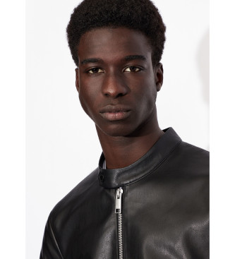 Armani Exchange Sort stofomslag