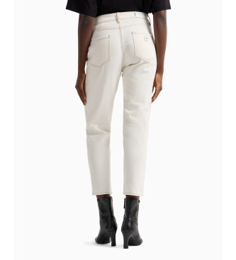 Armani Exchange Jean court boyfriend en denim de coton rigide blanc