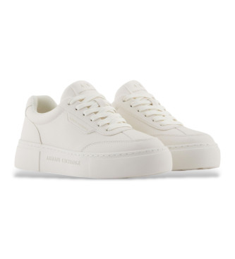 Armani Exchange Sapatilhas com sola alta brancas