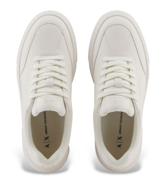 Armani Exchange Sapatilhas com sola alta brancas