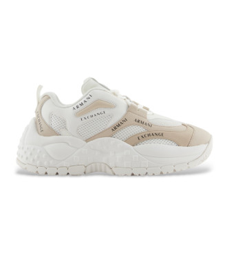 Armani Exchange Baskets en maille avec motif personnalis blanc, beige