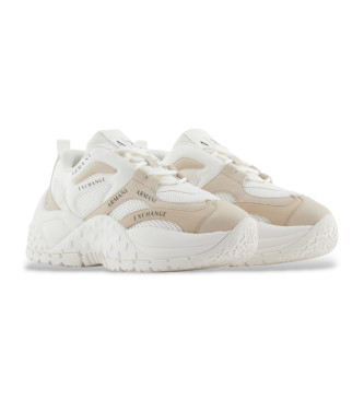 Armani Exchange Baskets en maille avec motif personnalis blanc, beige