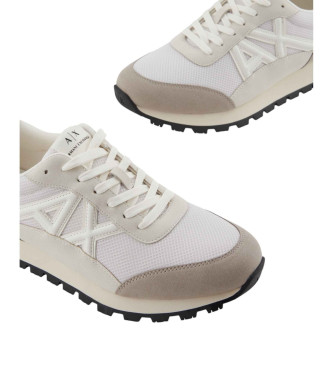 Armani Exchange Logo-Turnschuhe in Taupe