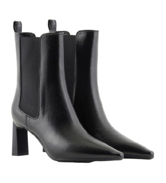 Armani Exchange Bottines pointues en cuir noir