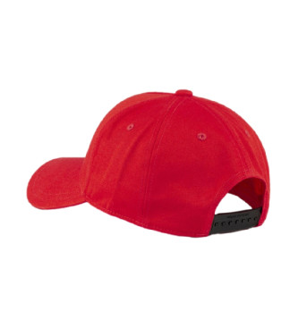 Armani Exchange Rdeča kapa