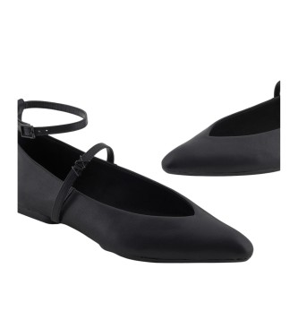 Armani Exchange Ballerines anglaises noires