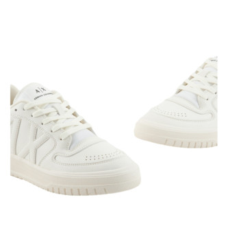 Armani Exchange Sneakersy Basic w kolorze białym