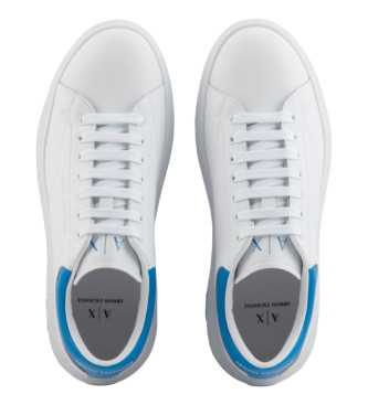 Armani Exchange Skórzane sneakersy Action w kolorze białym