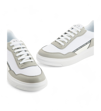 Armani Exchange Trainers 2 tones blanoo, grey
