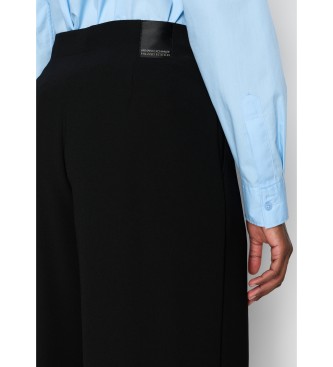 Armani Exchange Beigefarbene Hose mit hoher Taille