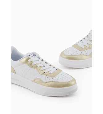 Armani Exchange Baskets rtro blanc, or