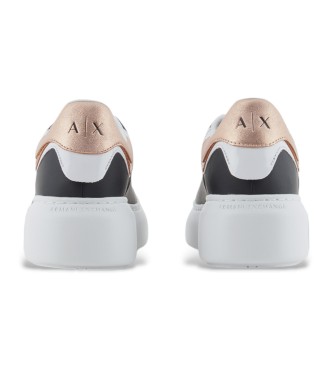 Armani Exchange Leren sportschoenen met zwarte logo-applicatie