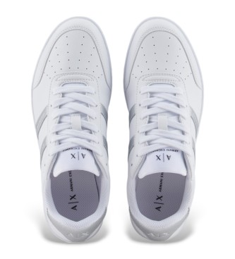 Armani Exchange Baskets style 70s blanc